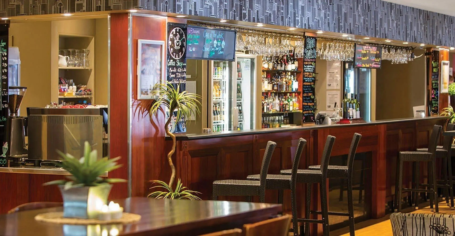 Adina Apartment Hotel Brisbane Anzac Square Australia