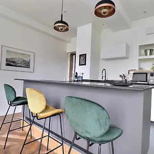 Entier - Refait A Neuf - Loft - Center , Lyon France